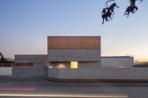 arquitectura minimalista casa avanca